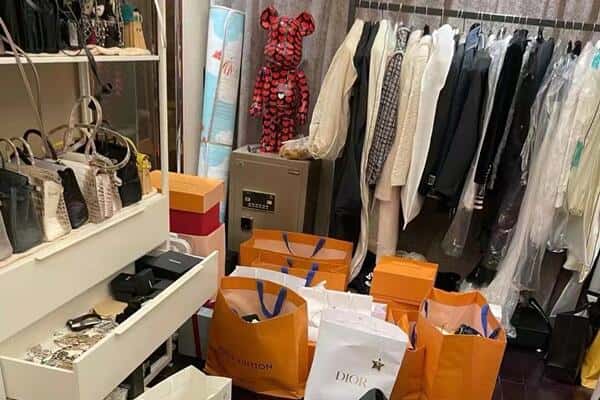 苏州市张家港回收一线品牌衣服